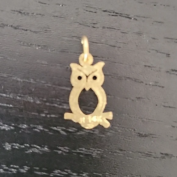 14k gold owl Pendant - Picture 2 of 3